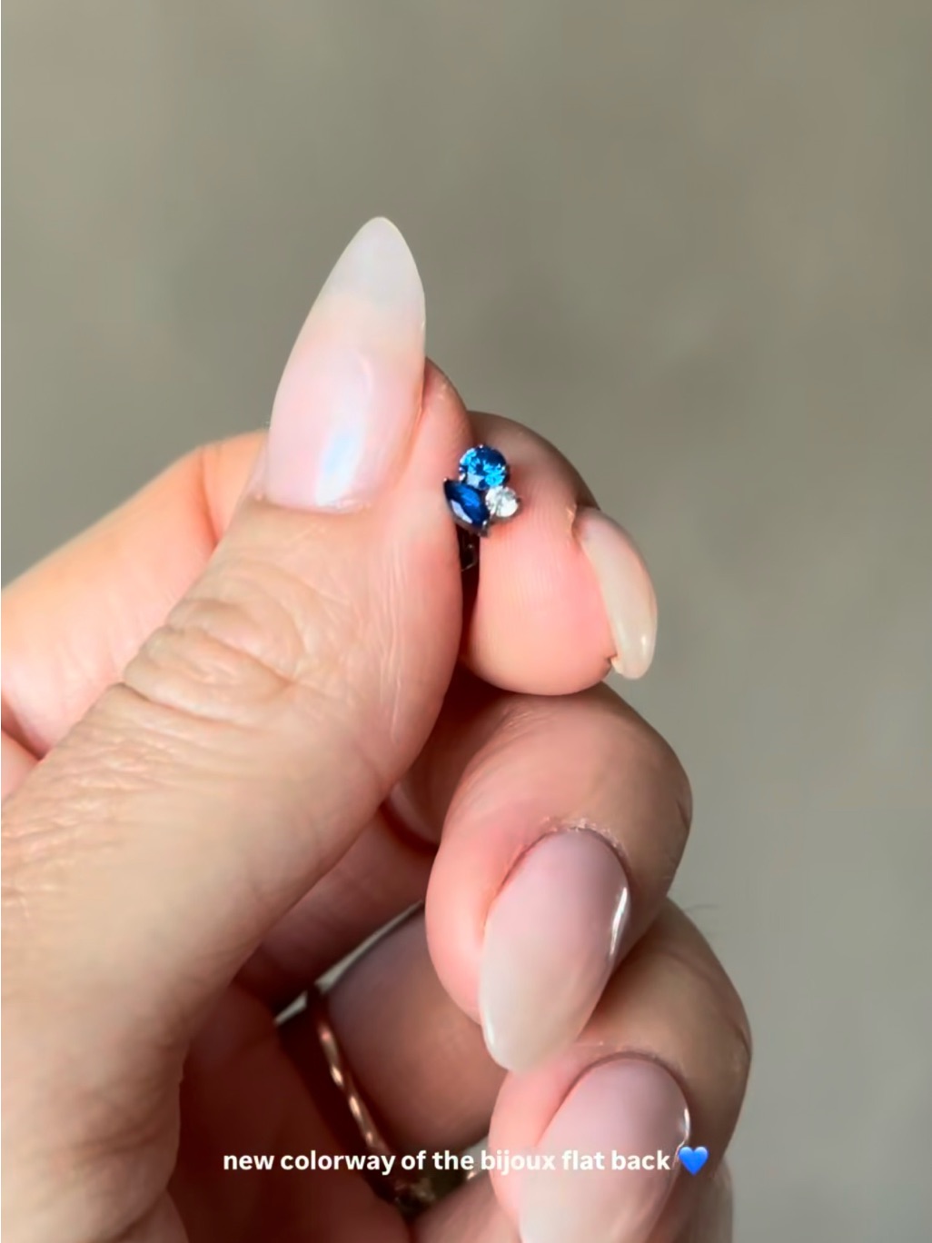 Nib Cords Club Bijoux Flat Back Stud - Blue — image 6 of 8